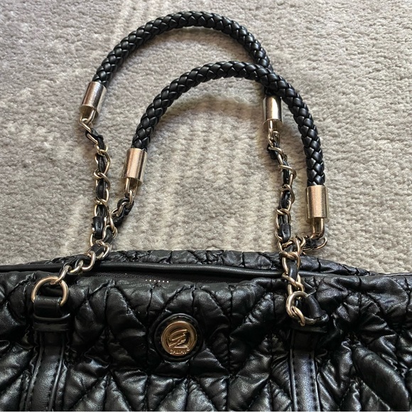 Galian Quilted Shoulder Bag - Picture 5 of 11